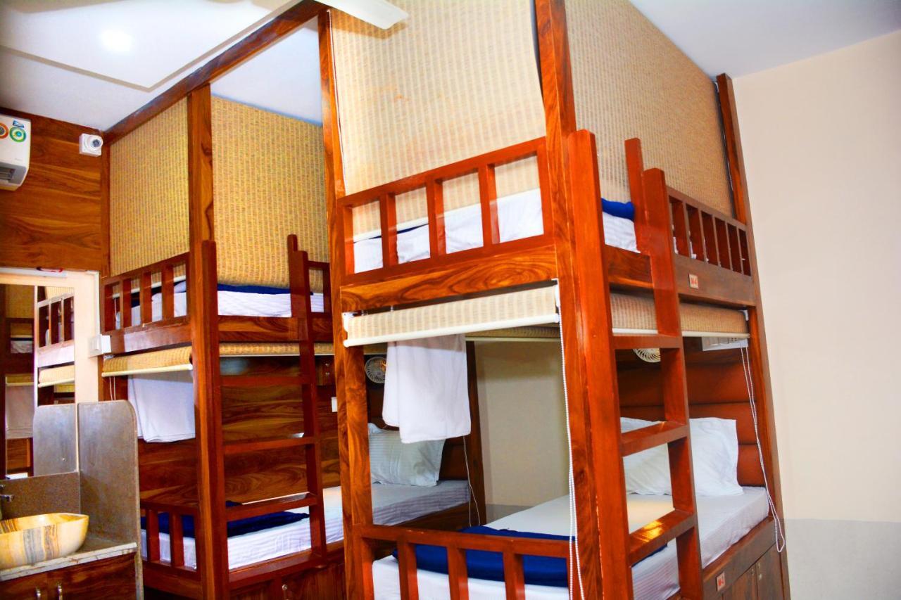 Hotel Nest N Rest - Bombay Eksteriør billede